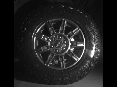 Certified 2024 GMC Sierra 1500 AT4X AWD/4WD image 9