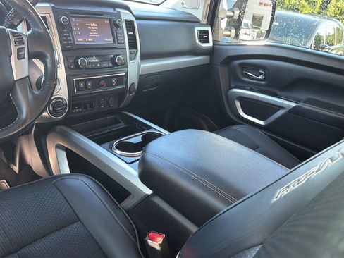 Used 2017 Nissan Titan PRO-4X AWD/4WD image 26