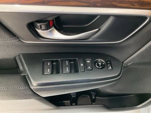 Used 2019 Honda CR-V EX image 6