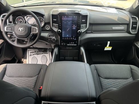 New 2026 RAM 1500 Big Horn AWD/4WD image 12