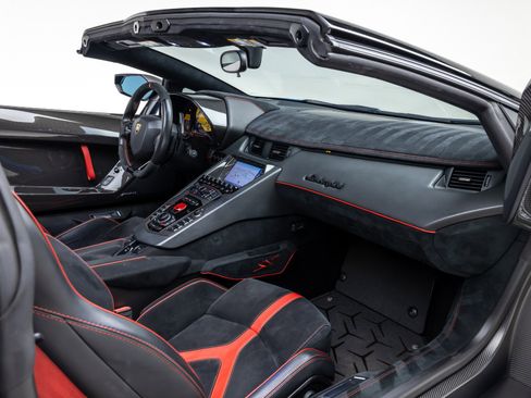 Used 2017 Lamborghini Aventador LP 750-4 Superveloce image 55