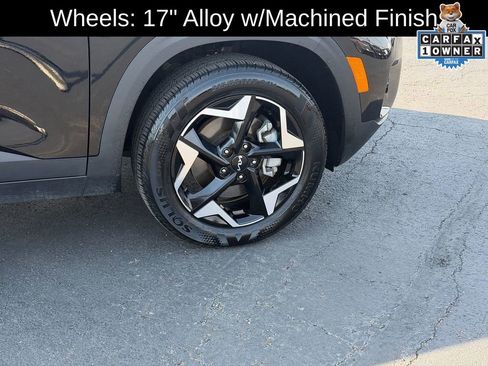 Used 2024 Kia Seltos EX image 11
