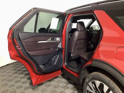 New 2026 Ford Explorer Platinum w/ LUX Leather Package image 28
