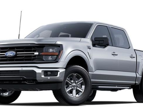 New 2025 Ford F150 XLT w/ Equipment Group 302A MID image 18