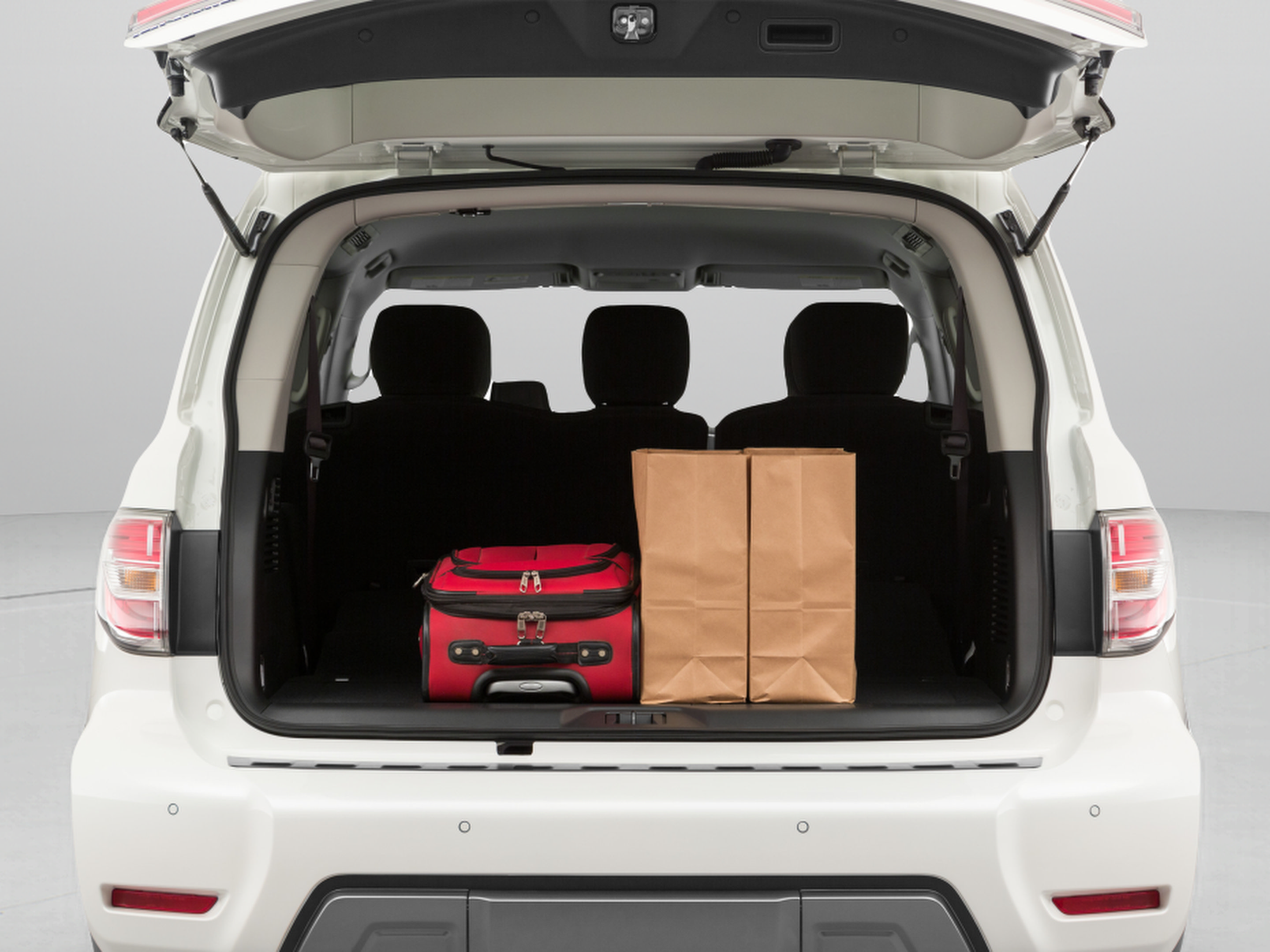 Used 2019 Nissan Armada SV w/ Driver Package RWD image 31