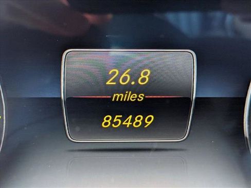 Used 2019 Mercedes-Benz E 300 image 11