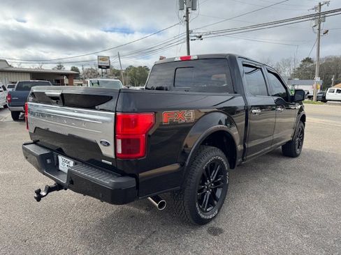 Used 2018 Ford F150 Platinum w/ Equipment Group 701A Luxury image 6