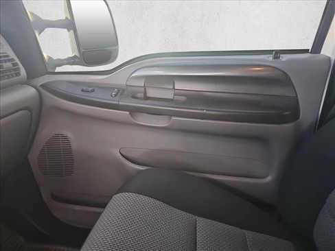 Used 2007 Ford F250 XLT image 12