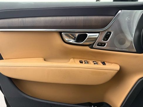 Used 2023 Volvo S90 B6 Ultimate w/ Protection Package image 11