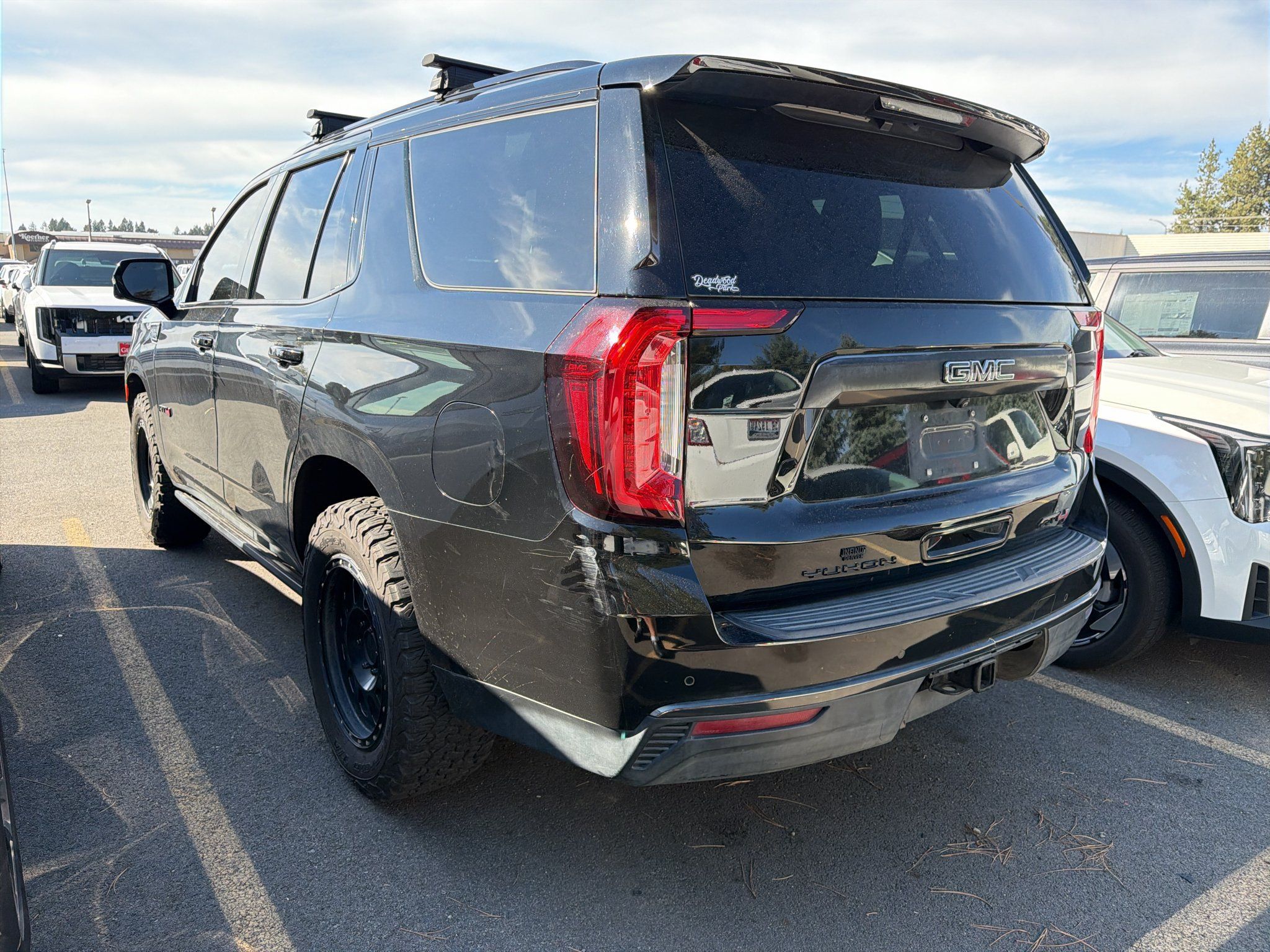 Used 2021 GMC Yukon AT4 w/ AT4 Premium Plus Package AWD/4WD image 6