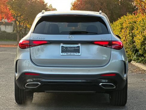 New 2026 Mercedes-Benz GLC 300 4MATIC image 4