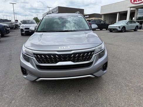 Certified 2022 Kia Seltos Nightfall Edition AWD/4WD image 2