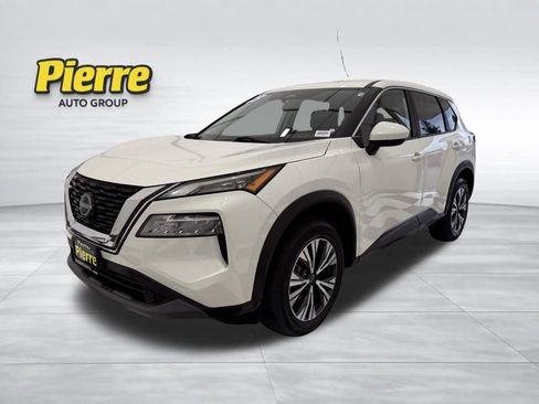 Used 2023 Nissan Rogue SV image 1