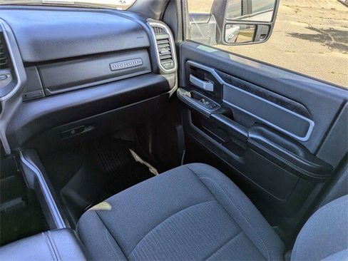 Used 2024 RAM 2500 Big Horn w/ Night Edition image 17