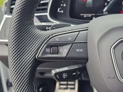 Used 2025 Audi SQ7 Prestige AWD/4WD image 28