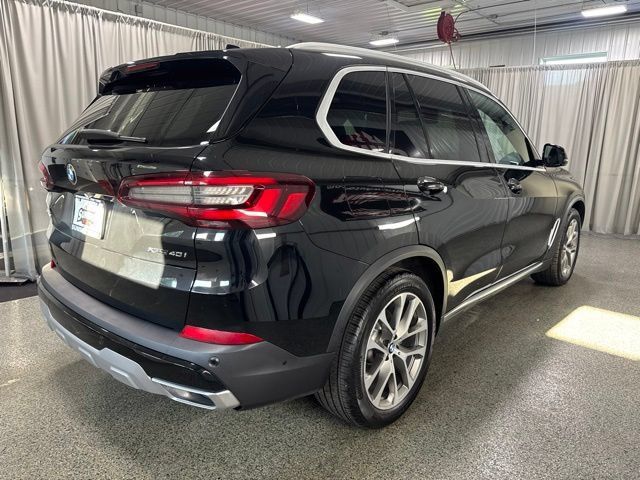 Used 2020 BMW X5 xDrive40i w/ Convenience Package AWD/4WD image 3