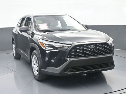 Used 2022 Toyota Corolla Cross L FWD image 9