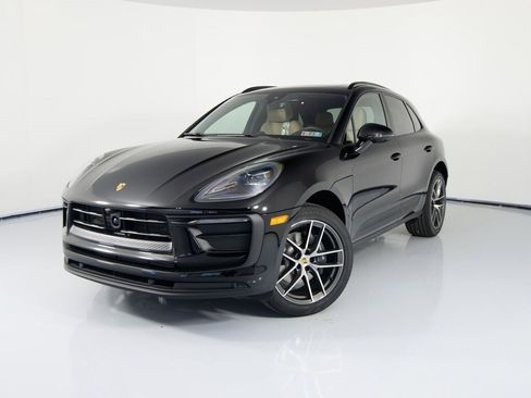 New 2026 Porsche Macan image 6