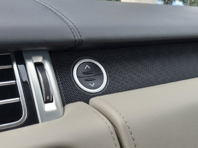 Used 2018 Land Rover Range Rover Autobiography AWD/4WD image 22