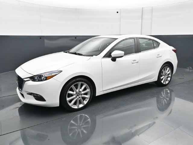 Used 2017 MAZDA MAZDA3 Touring w/ Popular Equipment Package FWD image 2