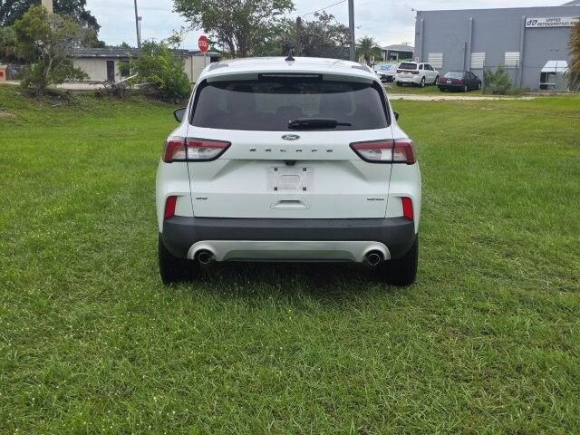 Used 2022 Ford Escape SE AWD/4WD image 4