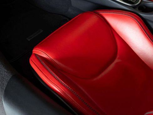 Used 2023 McLaren GT image 23