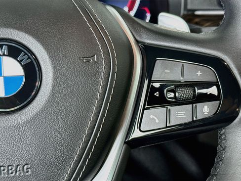 Used 2023 BMW 530i w/ Convenience Package RWD image 13