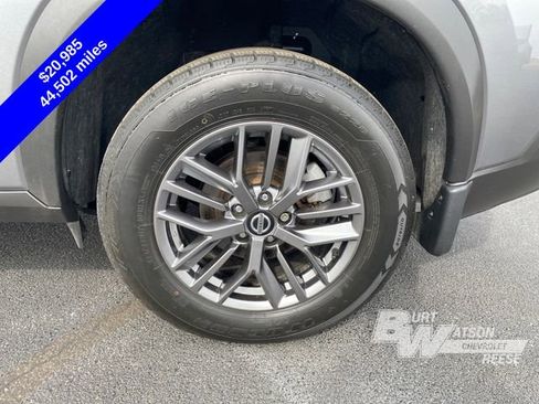 Used 2021 Nissan Rogue S image 15