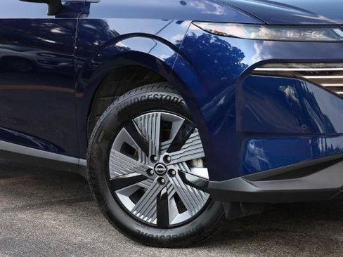 Used 2025 Nissan Murano SL AWD/4WD image 3