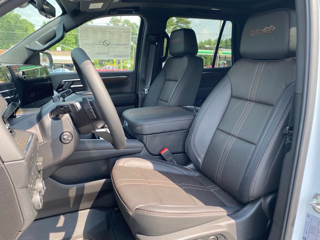 New 2026 Chevrolet Tahoe High Country AWD/4WD image 10