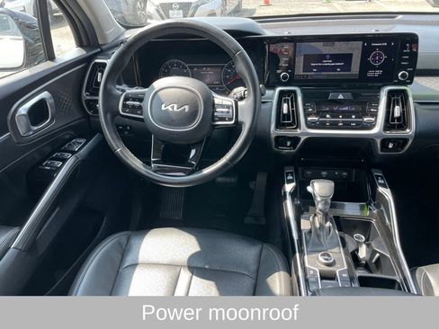 Used 2022 Kia Sorento SX image 8