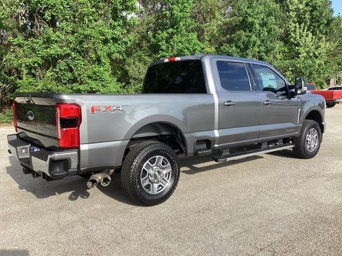 New 2026 Ford F250 Lariat w/ FX4 Off-Road Package AWD/4WD image 4