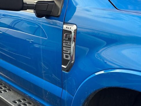 Used 2021 Ford F250 XLT w/ Tremor Off-Road Package image 5