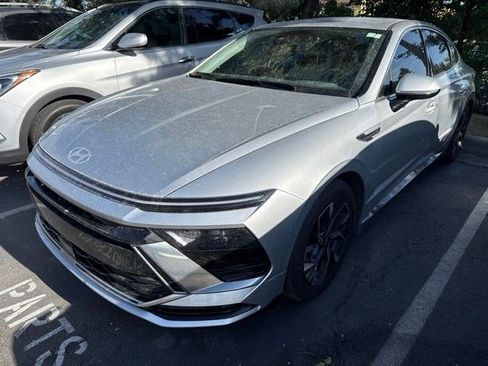 Used 2024 Hyundai Sonata SEL FWD image 1