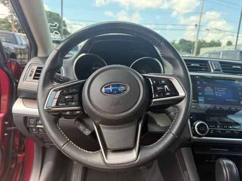 Used 2019 Subaru Outback 2.5i Limited AWD/4WD image 16