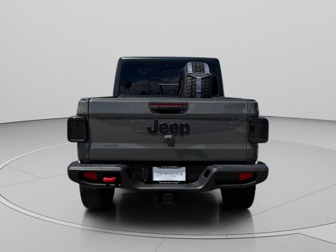 Used 2021 Jeep Gladiator Sport AWD/4WD image 4