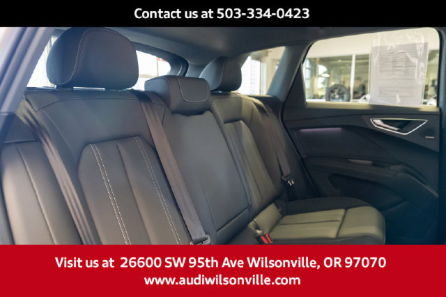 Used 2023 Audi Q4 e-tron Premium Plus w/ Premium Plus AWD/4WD image 31