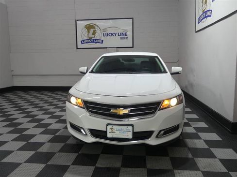 Used 2015 Chevrolet Impala LT w/ Convenience Package FWD image 2