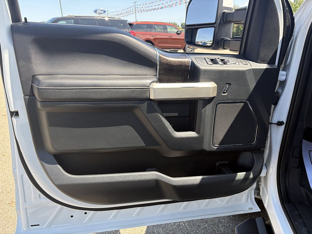 Used 2022 Ford F250 Lariat AWD/4WD image 28