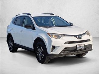 Used 2018 Toyota RAV4 LE w/ Carpet Mat Package FWD video 3