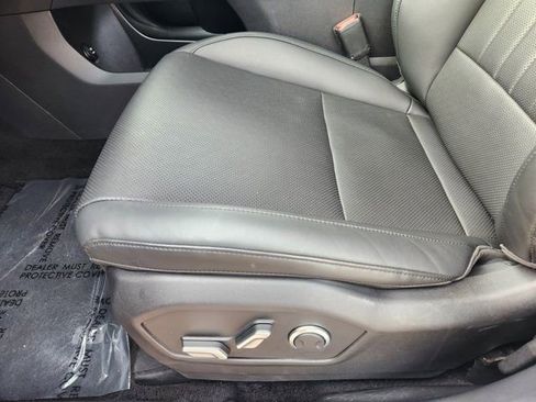 Used 2025 Hyundai Santa Fe SEL image 25