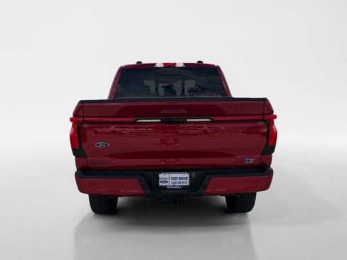 Used 2023 Ford F150 Lightning Platinum AWD/4WD image 4