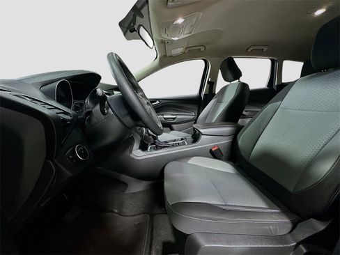 Used 2018 Ford Escape SE w/ SE Sync 3 Package image 21