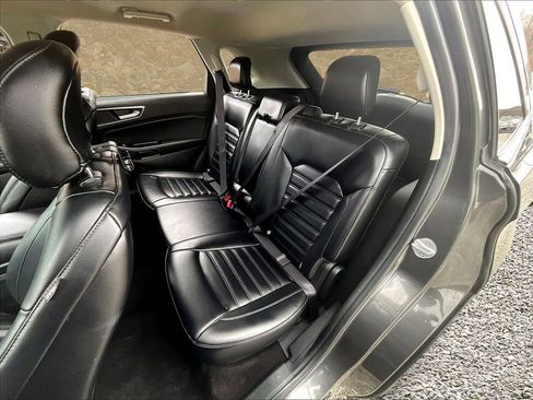 Used 2019 Ford Edge SEL w/ Equipment Group 201A image 22