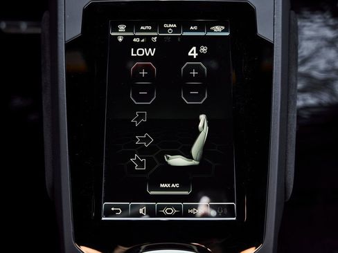 Used 2021 Lamborghini Huracan EVO image 62