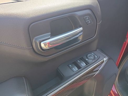 Used 2020 GMC Sierra 1500 Elevation w/ X31 Off-Road Package AWD/4WD image 19