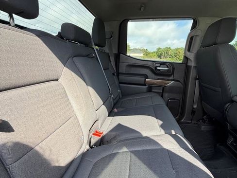 Used 2021 Chevrolet Silverado 1500 RST AWD/4WD image 19