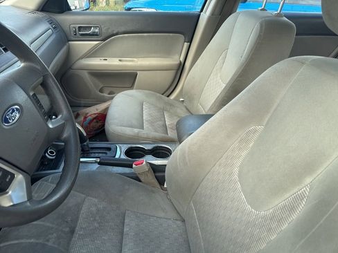 Used 2011 Ford Fusion SE image 7
