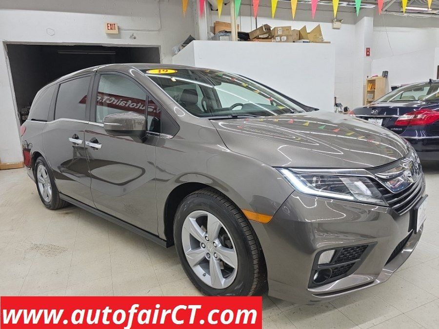 Used 2019 Honda Odyssey EX image 1