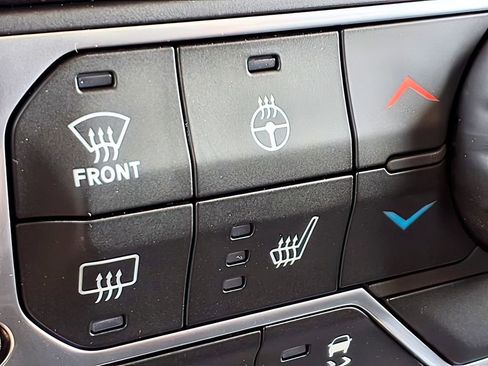 New 2025 Jeep Wrangler Unlimited Rubicon w/ Technology Group image 8